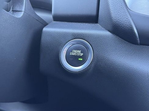 Used 2024 GMC Terrain SLE image 13