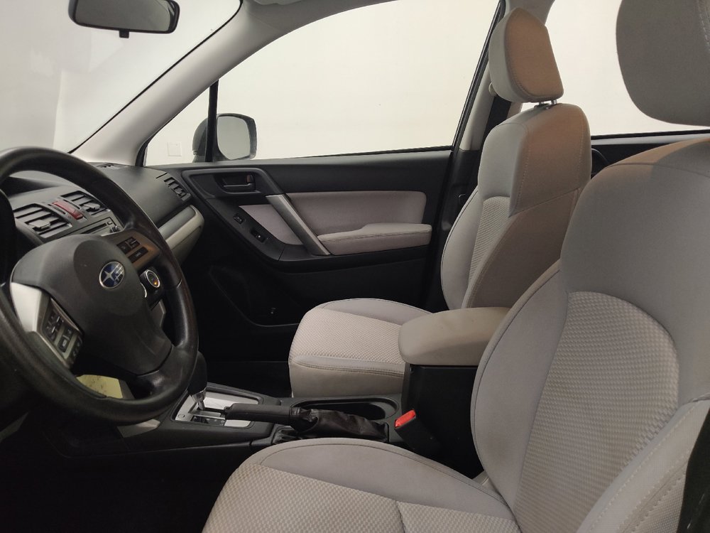 Used 2014 Subaru Forester 2.5i AWD/4WD image 17