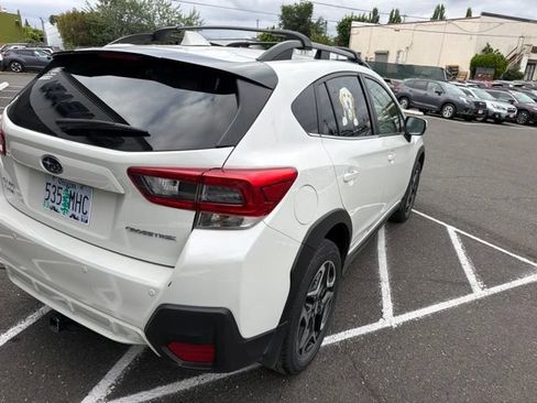 Used 2020 Subaru Crosstrek 2.0i Premium w/ Moonroof Package w/Navigation AWD/4WD image 8