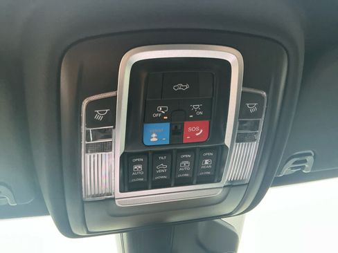 New 2026 RAM 1500 Laramie AWD/4WD image 21