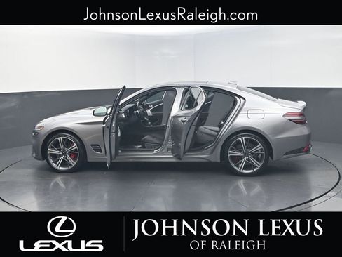 Used 2024 Genesis G70 2.5T w/ Sport Prestige Package image 26