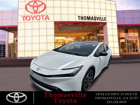 New 2025 Toyota Prius Plug-In Hybrid image 1