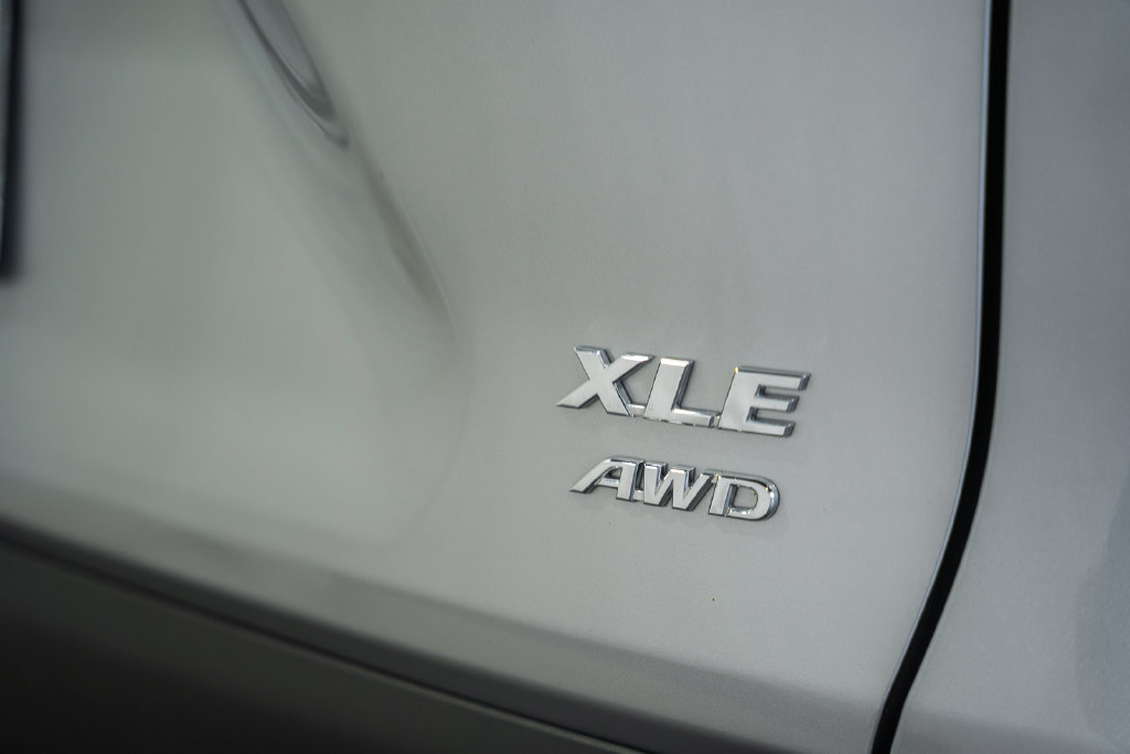 Certified 2025 Toyota RAV4 XLE AWD/4WD image 7