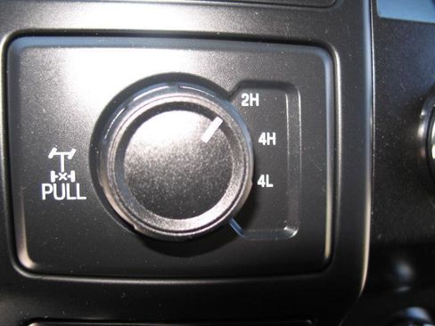 Used 2020 Ford F150 XL w/ Equipment Group 101A Mid AWD/4WD image 39