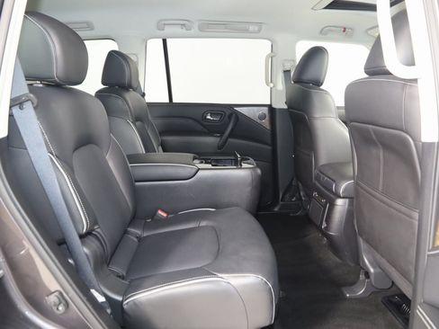 Used 2023 INFINITI QX80 Premium Select w/ All-Season Package image 15