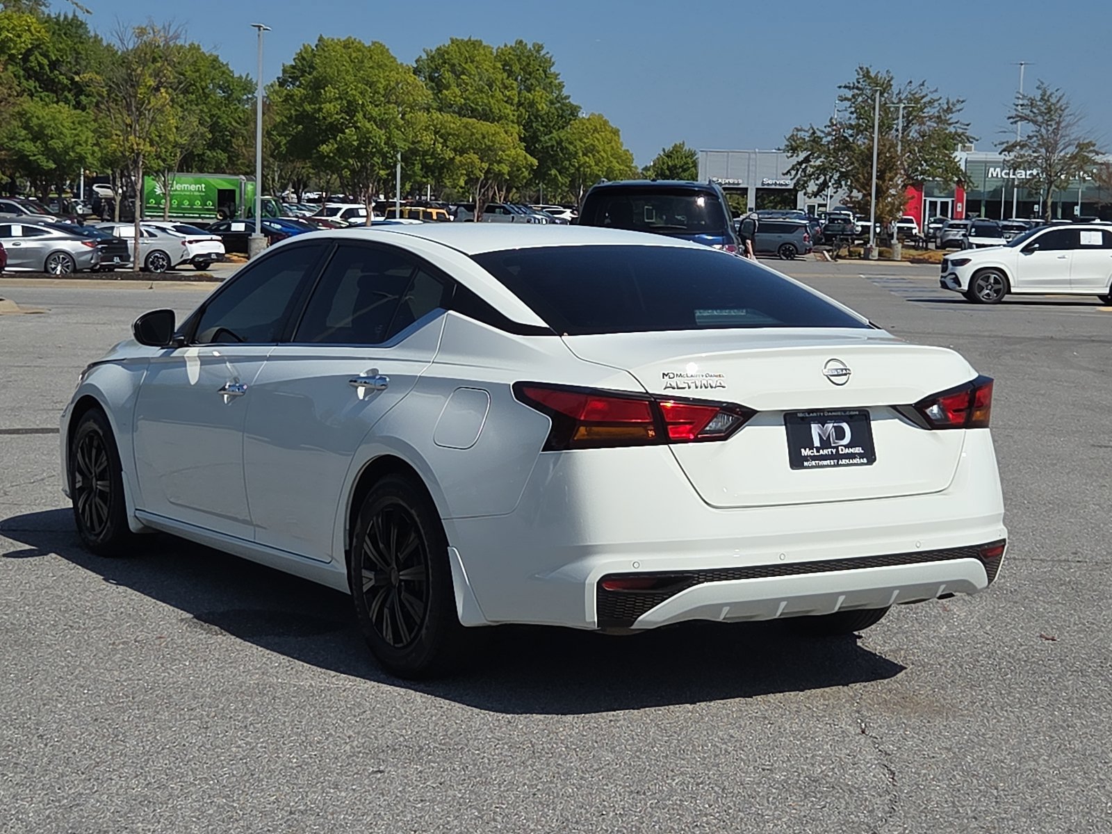 Used 2023 Nissan Altima 2.5 S FWD image 4