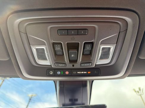 Used 2021 GMC Sierra 1500 Denali w/ Denali Ultimate Package AWD/4WD image 19