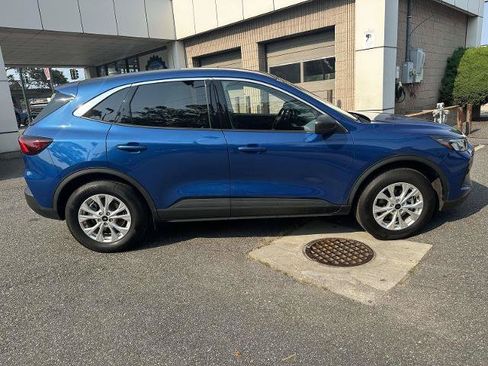 Certified 2023 Ford Escape Active w/ Tech Pack #1 AWD/4WD image 4