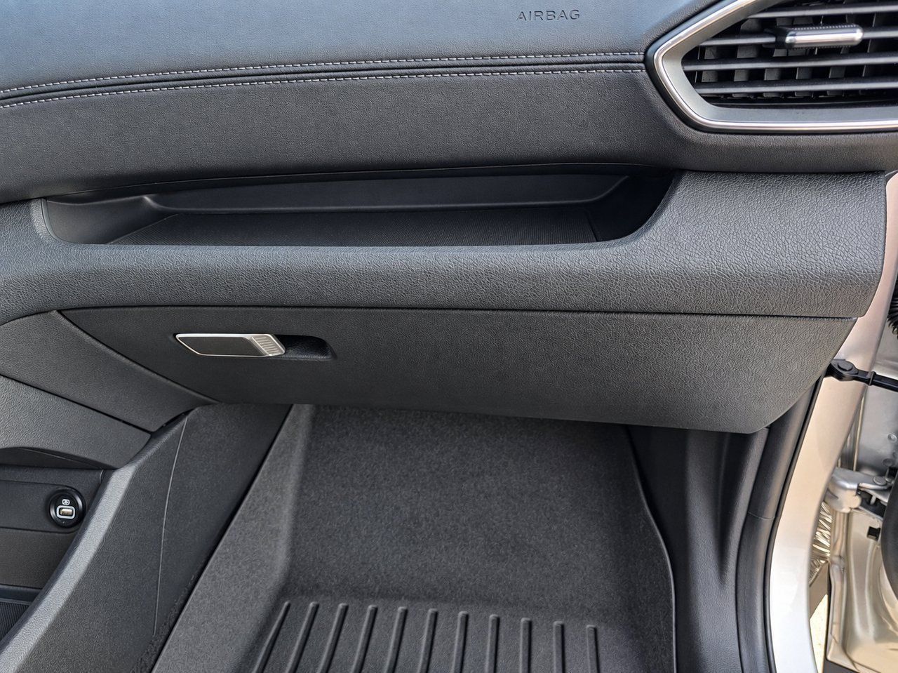 Used 2022 Hyundai Santa Fe SEL w/ Convenience Package FWD image 33