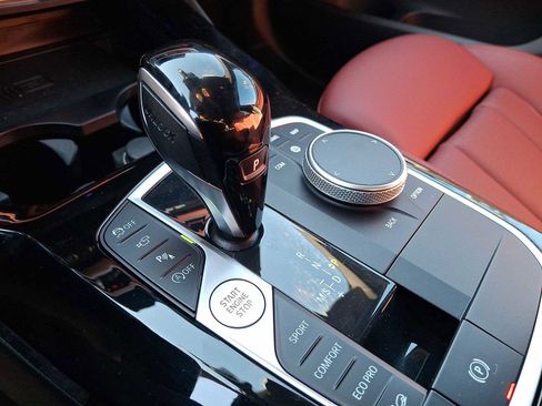 Used 2023 BMW X3 xDrive30i w/ Premium Package image 12