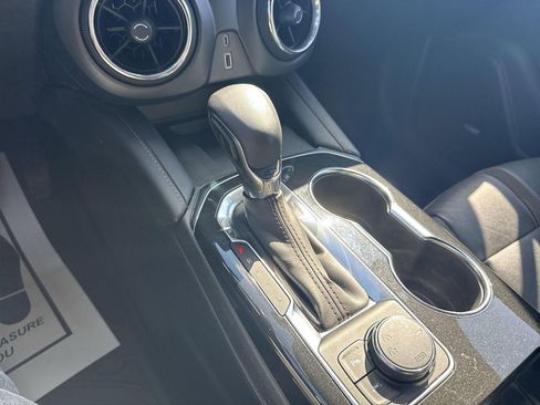 Used 2020 Chevrolet Blazer Premier w/ Driver Confidence II Package image 16