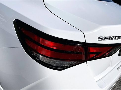 Used 2025 Nissan Sentra SV w/ All-Weather Package FWD image 23