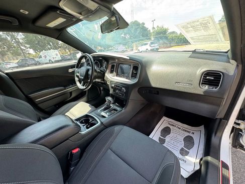 Used 2019 Dodge Charger SXT AWD/4WD image 20