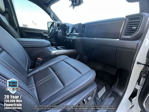 Certified 2024 Chevrolet Silverado 3500 High Country w/ High Country Premium Package image 34