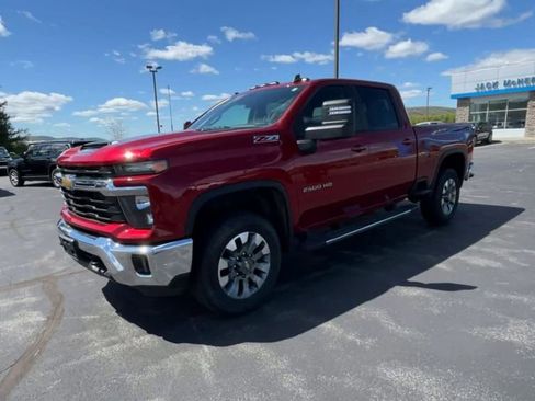 Certified 2024 Chevrolet Silverado 2500 LT w/ All Star Edition AWD/4WD image 4