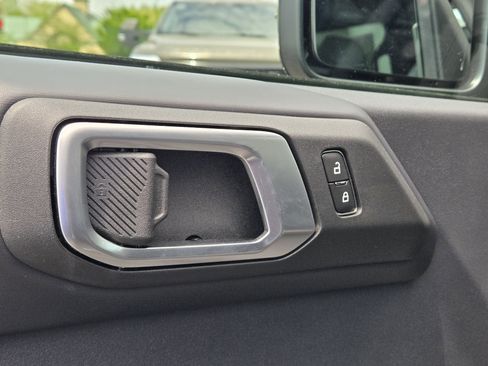 New 2026 Ford Bronco Outer Banks AWD/4WD image 15