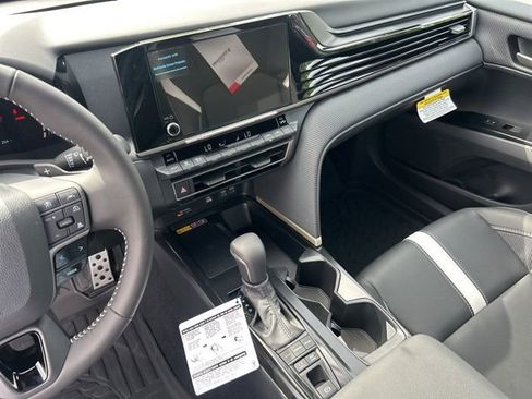 New 2026 Toyota Camry SE FWD image 30
