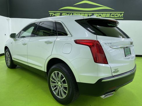 Used 2017 Cadillac XT5 Luxury w/ Driver Awareness Package image 7