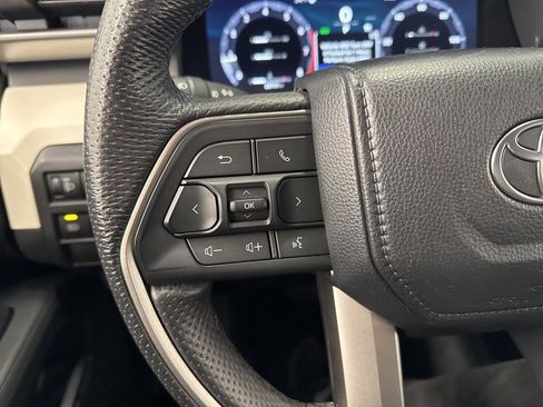 Certified 2024 Toyota Tacoma TRD Off-Road image 18