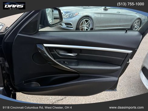 Used 2016 BMW 328i xDrive Sedan AWD/4WD image 34