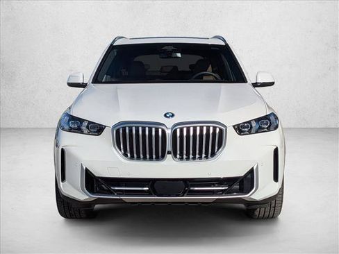New 2026 BMW X5 xDrive50e AWD/4WD image 6