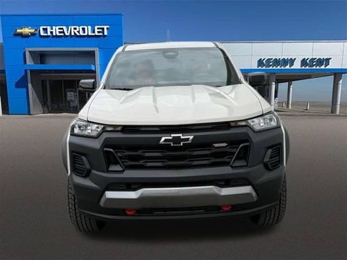 Used 2026 Chevrolet Colorado Trail Boss AWD/4WD image 7
