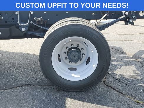 New 2025 Ford F450 XL image 26