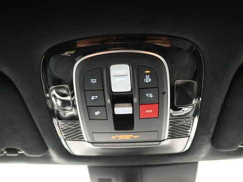 Used 2024 Hyundai Palisade Calligraphy image 17