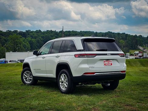 New 2026 Jeep Grand Cherokee Laredo X AWD/4WD image 5