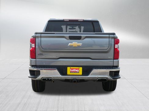Used 2021 Chevrolet Silverado 1500 LT w/ Z71 Off-Road Package image 6