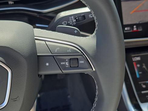 New 2025 Audi Q7 Premium Plus image 32