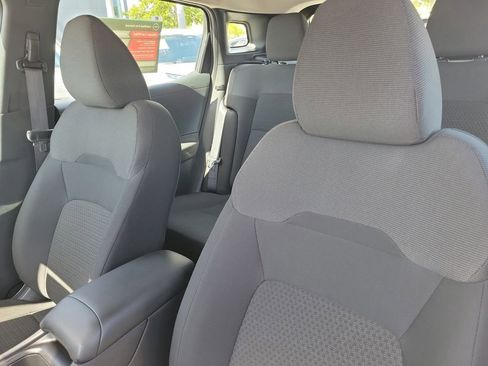 Certified 2025 Nissan Kicks S image 28