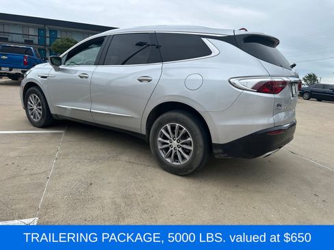 Used 2022 Buick Enclave Essence FWD image 4