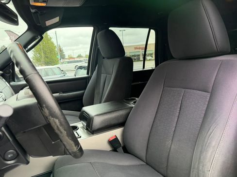 Used 2017 Ford Expedition XLT AWD/4WD image 21