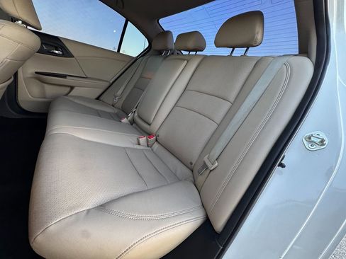 Used 2017 Honda Accord EX-L image 26