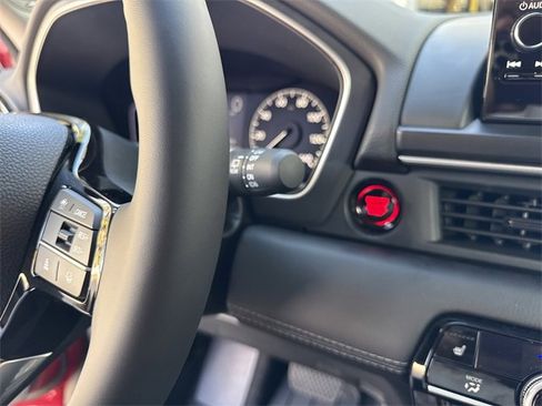 New 2025 Honda Pilot Touring image 23