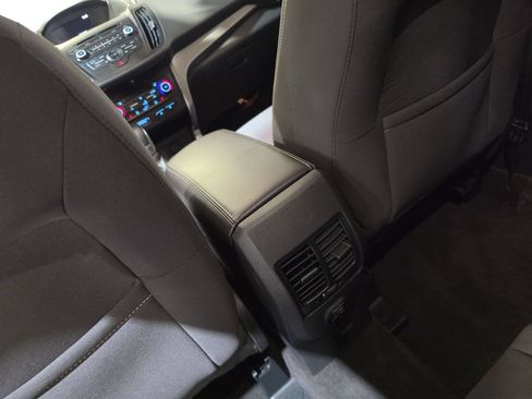 Used 2018 Ford Escape SE AWD/4WD image 21