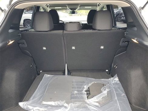 Used 2025 Nissan Kicks S image 26