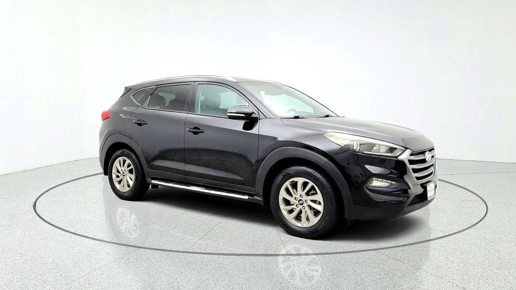 Used 2017 Hyundai Tucson SE Plus FWD image 3