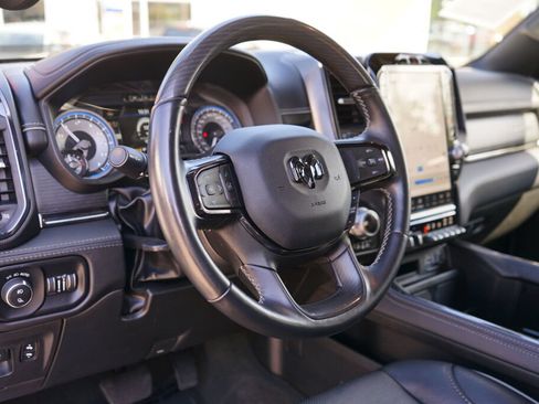 Used 2022 RAM 1500 Limited w/ Off-Road Group AWD/4WD image 16