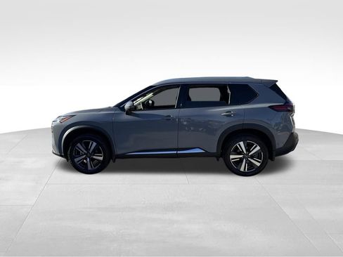 Used 2023 Nissan Rogue SL w/ SL Premium Package image 4