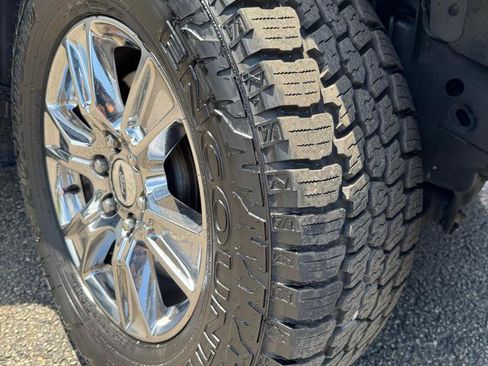 Used 2015 Ford F150 XLT w/ Equipment Group 302A Luxury AWD/4WD image 22
