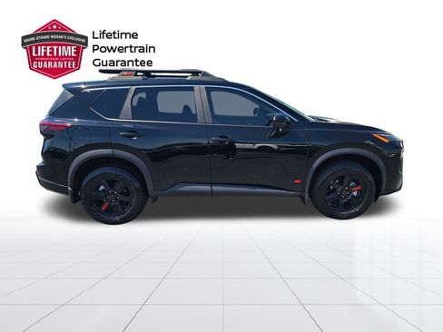 Used 2025 Nissan Rogue SV w/ Rock Creek Premium Package image 6