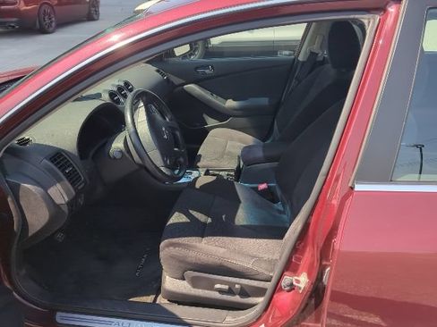 Used 2012 Nissan Altima 2.5 S w/ Convenience Pkg FWD image 4
