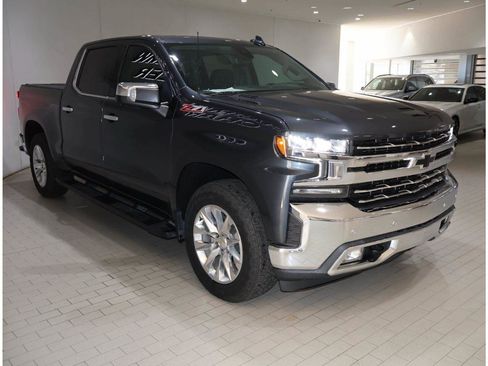 Used 2021 Chevrolet Silverado 1500 LTZ w/ LTZ Premium Package AWD/4WD image 8