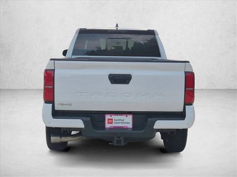 Certified 2024 Toyota Tacoma SR5 AWD/4WD image 6