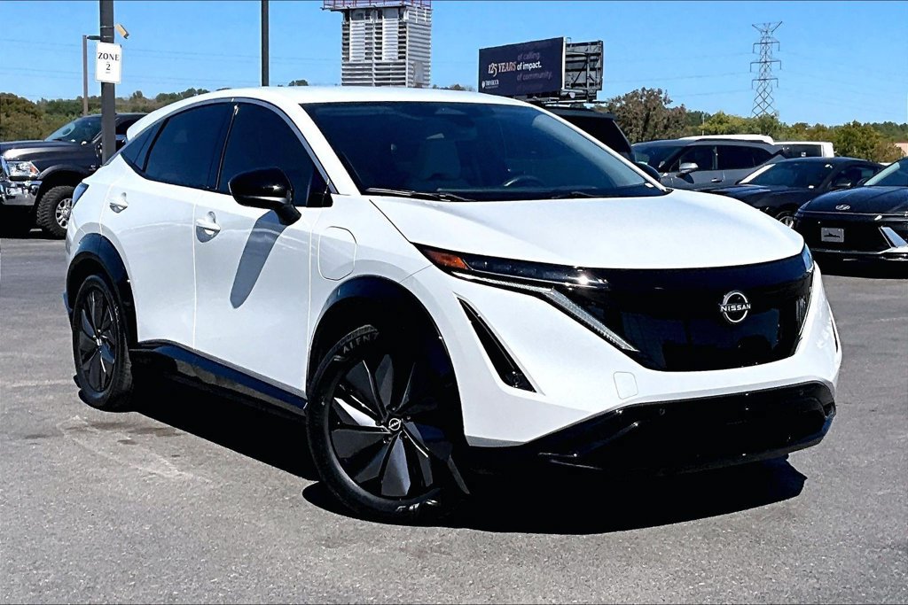 Used 2024 Nissan Ariya FWD image 36