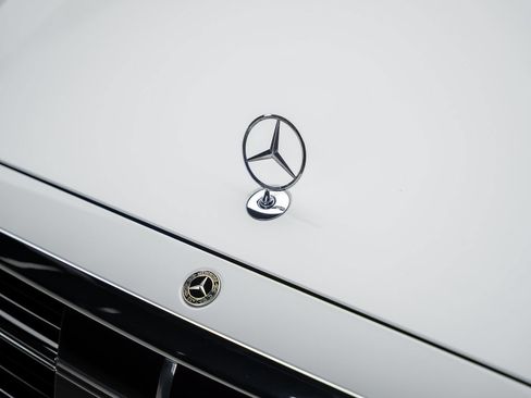 Used 2026 Mercedes-Benz S 580 4MATIC Sedan image 5