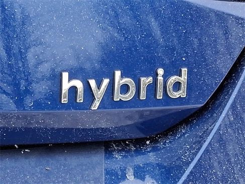 Used 2022 Hyundai Elantra Limited image 31