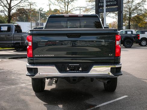 Used 2025 Chevrolet Silverado 2500 LT image 9
